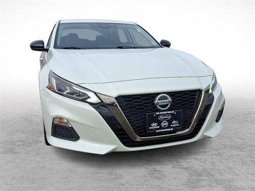 2022 Nissan Altima SR Intelligent AWD