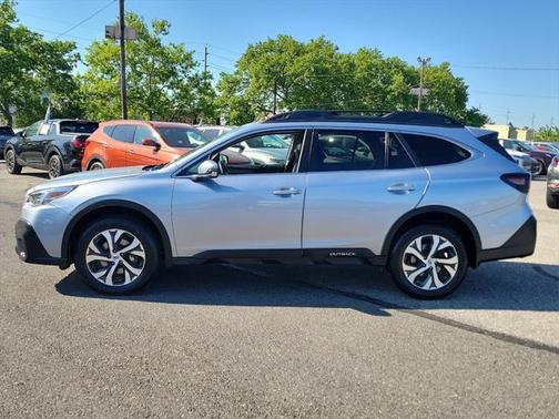 2021 Subaru Outback Limited XT