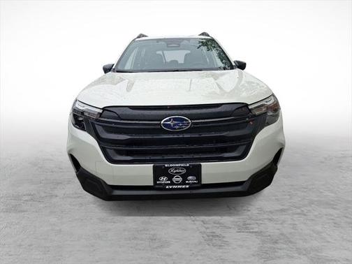 2025 Subaru Forester Base