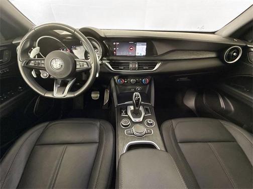 2022 Alfa Romeo Stelvio Sprint