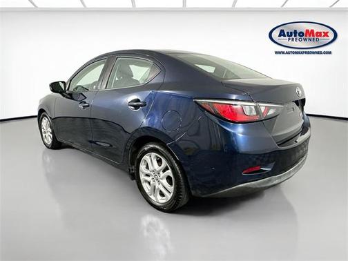2017 Toyota Yaris iA Base