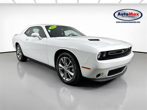 2023 Dodge Challenger SXT