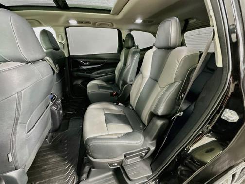 Crystal Black Silica 2022 Subaru Ascent Onyx Edition