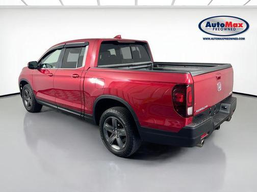 Radiant Red Metallic II 2023 Honda Ridgeline RTL