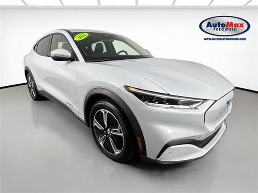 2022 Ford Mustang Mach-E Select