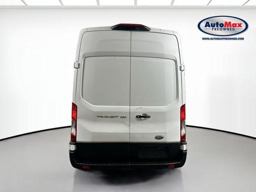 2022 Ford Transit-250 Base