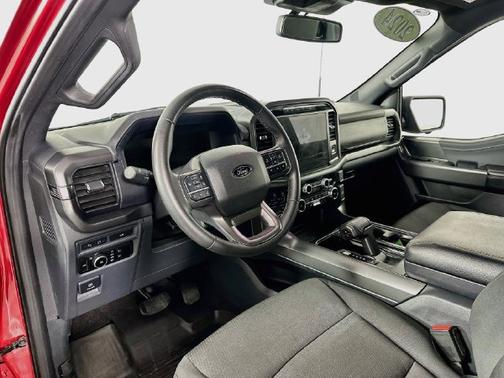 Rapid Red Metallic Tinted Clearcoat 2024 Ford F-150 XLT