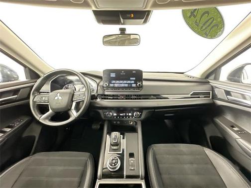 2024 Mitsubishi Outlander SE 2.5 S-AWC