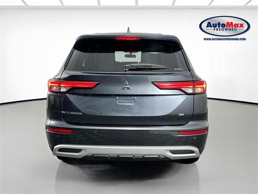 2024 Mitsubishi Outlander SE Black Edition w/Pano Roof S-AWC