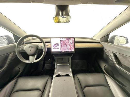 2022 Tesla Model Y Long Range Dual Motor All-Wheel Drive