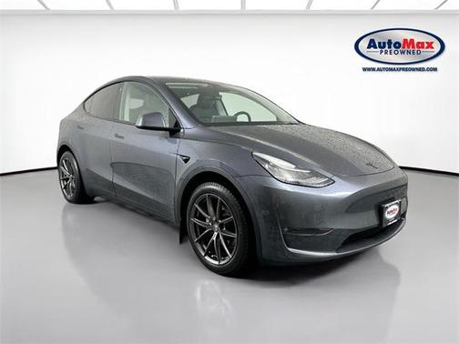 2022 Tesla Model Y Long Range Dual Motor All-Wheel Drive