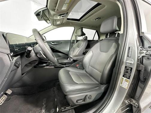 2023 Kia Niro Touring