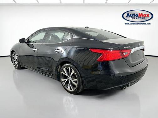 Super Black 2017 Nissan Maxima 3.5 SL