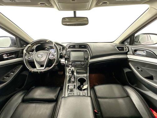 Super Black 2017 Nissan Maxima 3.5 SL