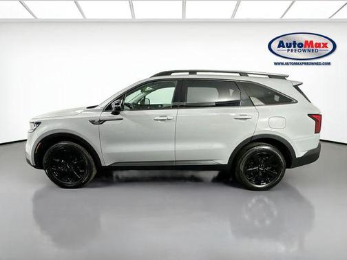 2023 Kia Sorento S