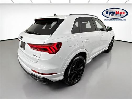 2022 Audi Q3 45 S line Premium Plus