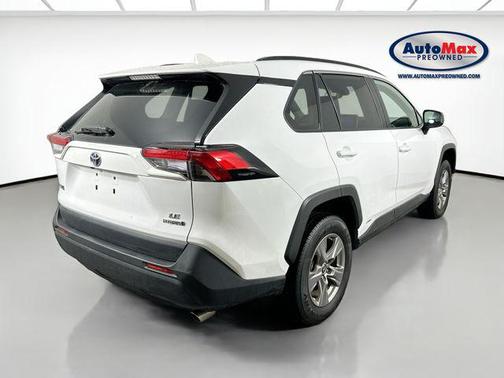 2024 Toyota RAV4 Hybrid LE