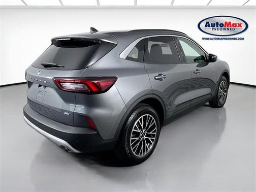 2023 Ford Escape PHEV SE