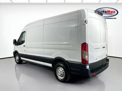 Oxford White 2023 Ford Transit-250 Base