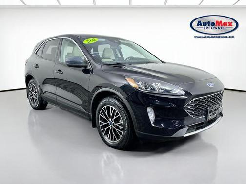 Black Metallic 2022 Ford Escape SEL