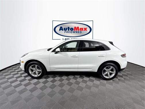 2021 Porsche Macan Base