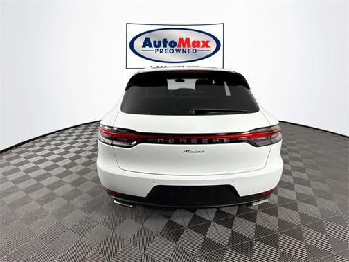 2021 Porsche Macan Base
