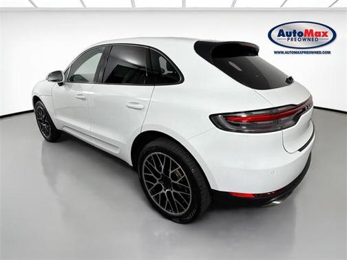 2021 Porsche Macan Base