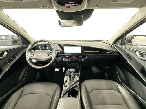 2023 Kia Niro Touring
