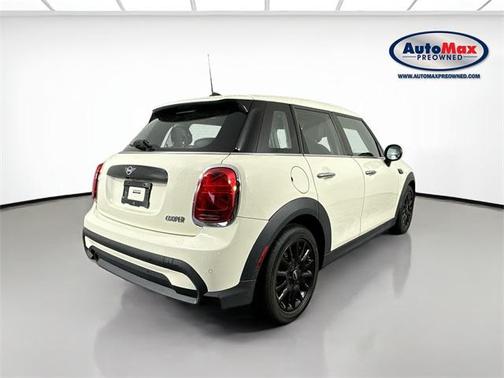 2023 MINI Hardtop Cooper