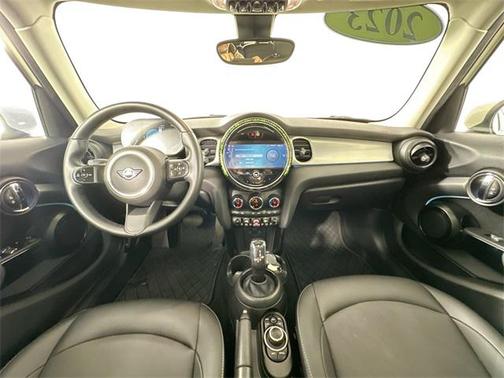 2023 MINI Hardtop Cooper