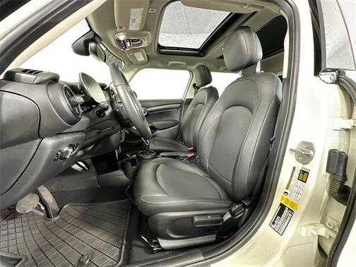 2023 MINI Hardtop Cooper