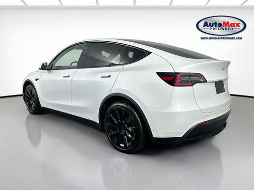 Pearl White Multi-Coat 2020 Tesla Model Y Long Range