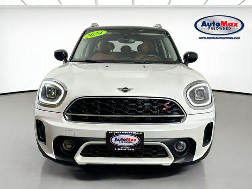 Nanuq White Metallic 2024 MINI Countryman Cooper S ALL4