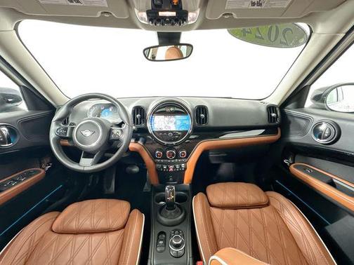 Nanuq White Metallic 2024 MINI Countryman Cooper S ALL4