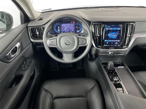 2024 Volvo S60 B5 Core Dark Theme