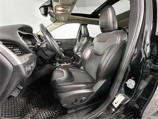 2018 Jeep Cherokee Trailhawk