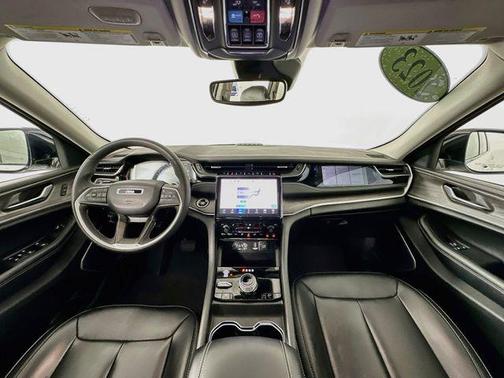 Bright White Clearcoat 2023 Jeep Grand Cherokee 4xe Base