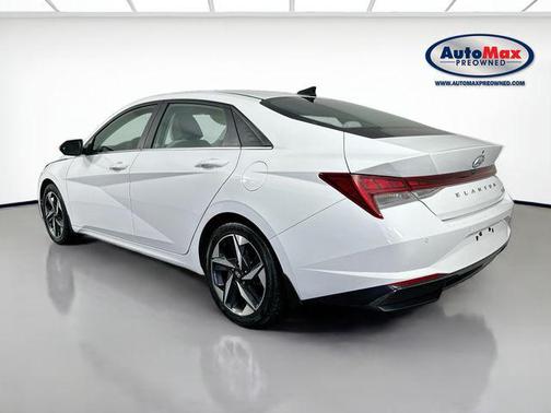 2023 Hyundai ELANTRA HEV Limited