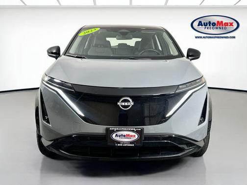 Boulder Gray Pearl/Black Diamond Pearl 2023 Nissan ARIYA VENTURE+