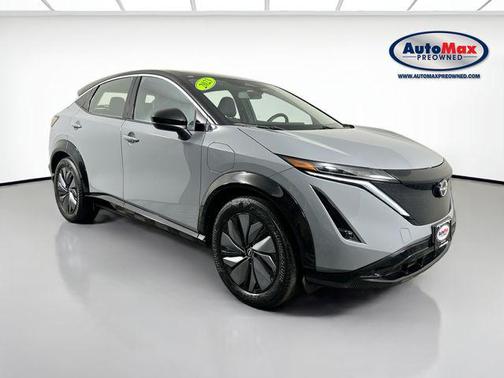 Boulder Gray Pearl/Black Diamond Pearl 2023 Nissan ARIYA VENTURE+