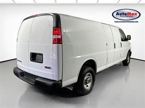 2023 GMC Savana 2500 Work Van