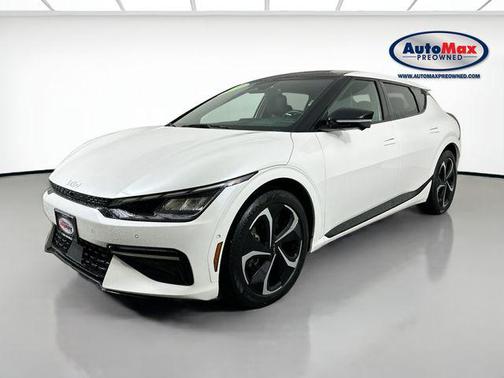 Snow White Pearl 2023 Kia EV6 GT-Line