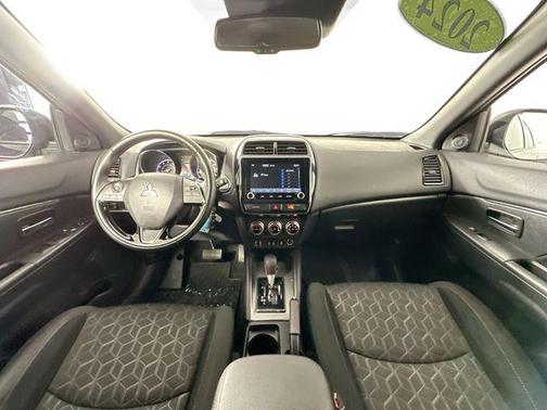 Labrador Black Pearl 2024 Mitsubishi Outlander Sport 2.0 Trail Edition