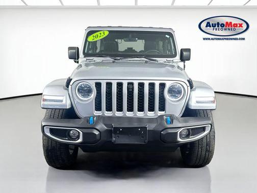 Silver Zynith Clearcoat 2023 Jeep Wrangler 4xe Sahara