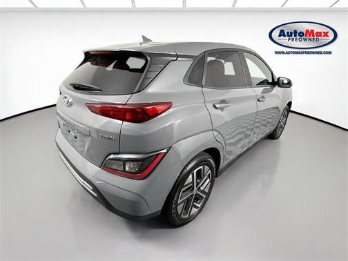 2022 Hyundai KONA EV SEL