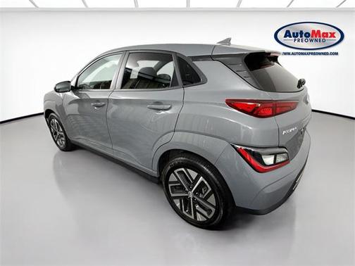 2022 Hyundai KONA EV SEL