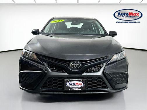 Midnight Black Metallic 2023 Toyota Camry SE