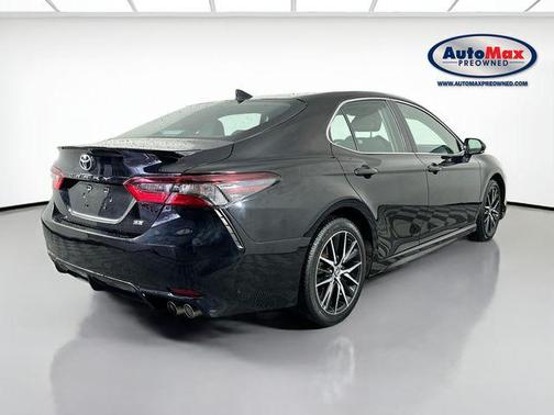 Midnight Black Metallic 2023 Toyota Camry SE