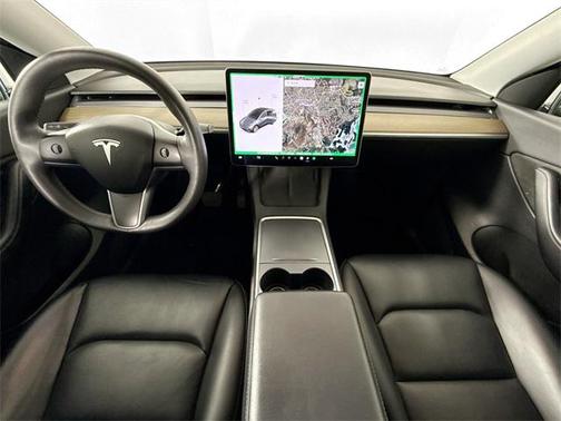 2022 Tesla Model Y Long Range Dual Motor All-Wheel Drive