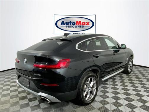 2024 BMW X4 xDrive30i